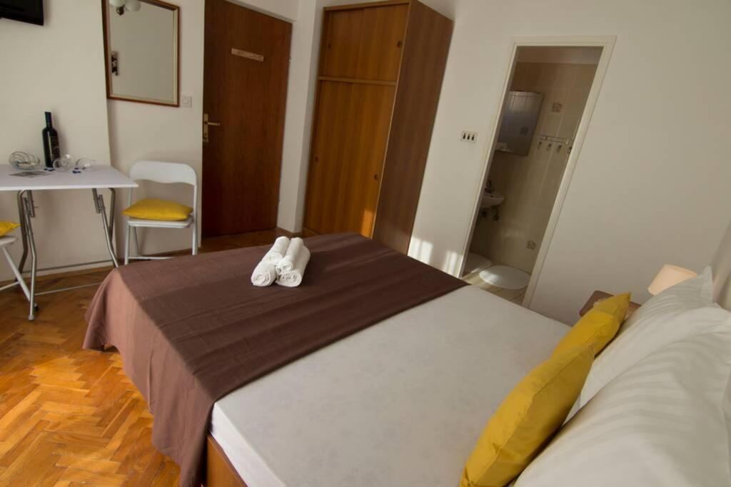 Sea View Room With Kitchen, Balcony&Air Condition Barbat na Rabu Buitenkant foto