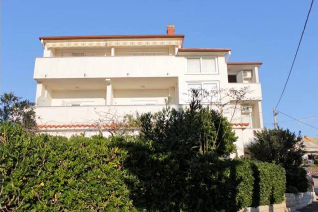 Sea View Room With Kitchen, Balcony&Air Condition Barbat na Rabu Buitenkant foto